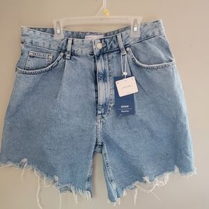Bershka Denim collection Shorts with pleats!